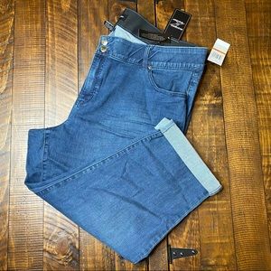 🍀5/$45🍀 Ankle Cuff Denim Caprii